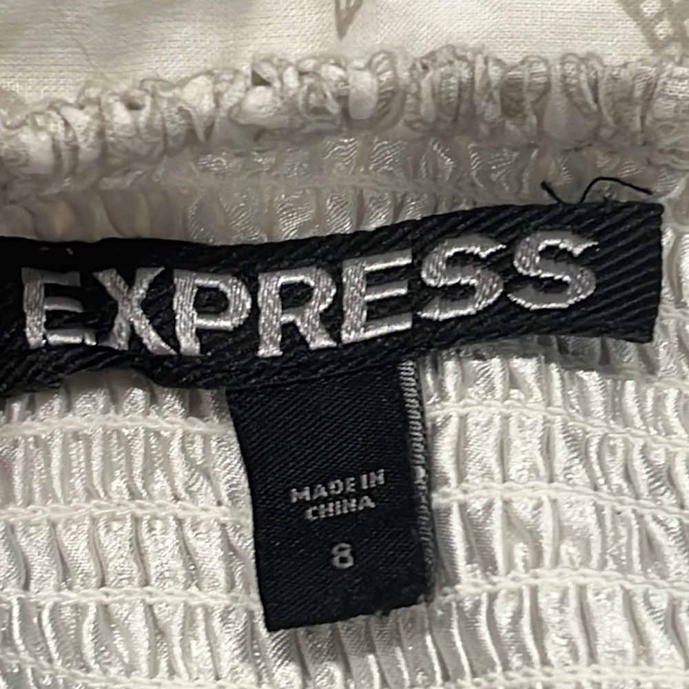 Express dress - Picture 6 of 6